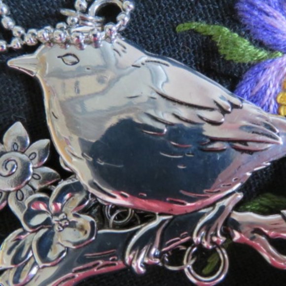 BIRD Silver Tone Metal Pendant or Bag Charm (K210) - Picture 4 of 4